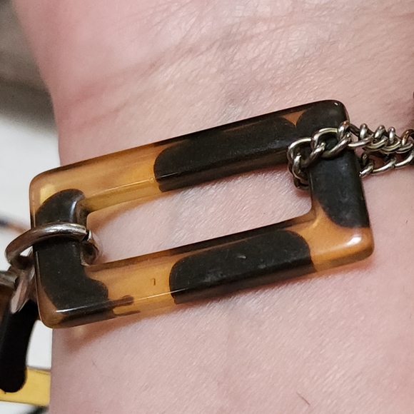 2 Vintage Tortoise Shell Pattern Plastic Bracelets - Picture 6 of 13